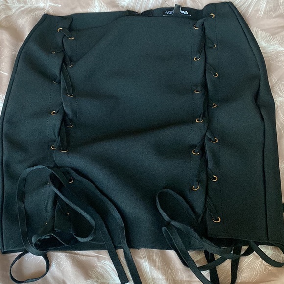 FASHION NOVA - Picture 3 of 5